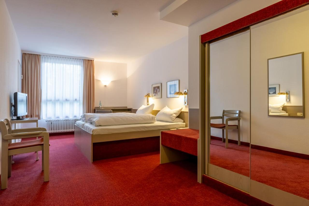 Hotel Baden-Baden Esterno foto